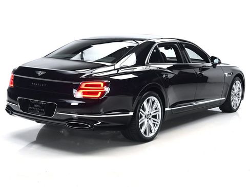 New 2026 Bentley Flying Spur V8 AWD/4WD image 4