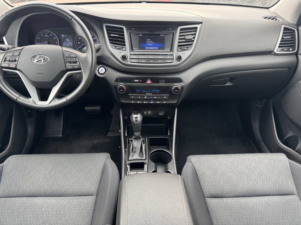 Used 2017 Hyundai Tucson Value AWD/4WD image 10