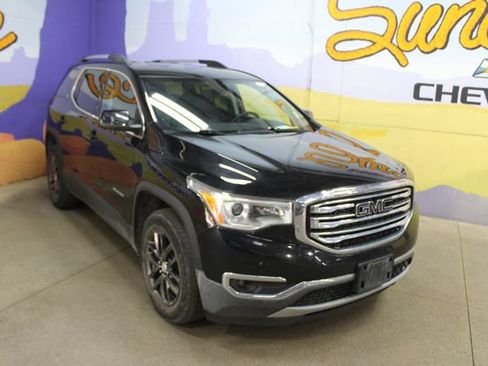 Used 2018 GMC Acadia SLT AWD/4WD image 2