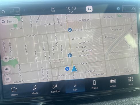 Used 2023 Chrysler Pacifica Limited image 16