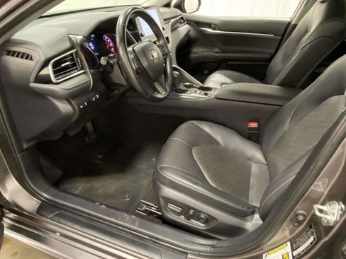 Used 2023 Toyota Camry XSE image 11