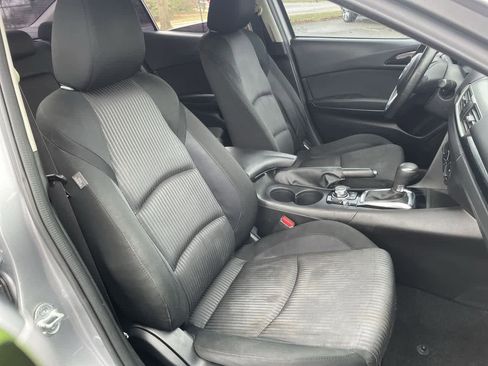 Used 2016 MAZDA MAZDA3 i Sport w/ Preferred Equipment Package image 14