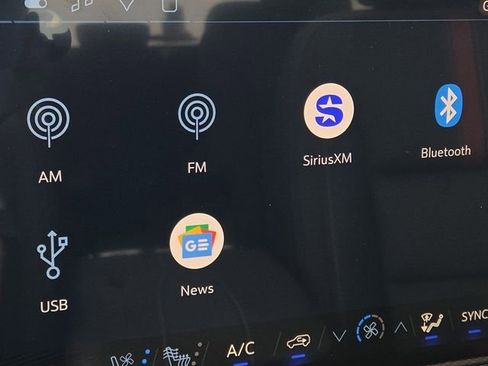 New 2026 Chevrolet Traverse RS w/ LPO, Floor Liner Package image 6