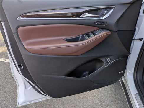 Used 2018 Buick Enclave Avenir w/ Avenir Technology Package image 10