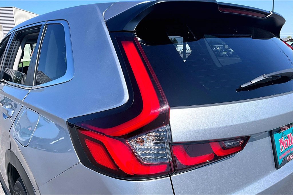 Used 2023 Honda CR-V EX image 30