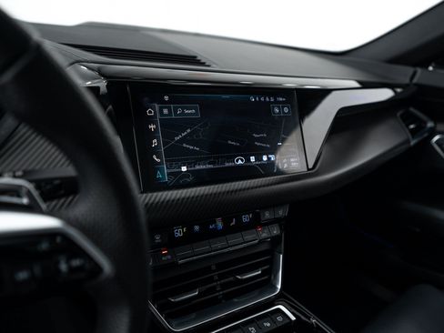Used 2022 Audi e-tron GT Prestige w/ Prestige Package AWD/4WD image 13