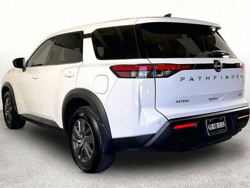 Certified 2025 Nissan Pathfinder S AWD/4WD image 15