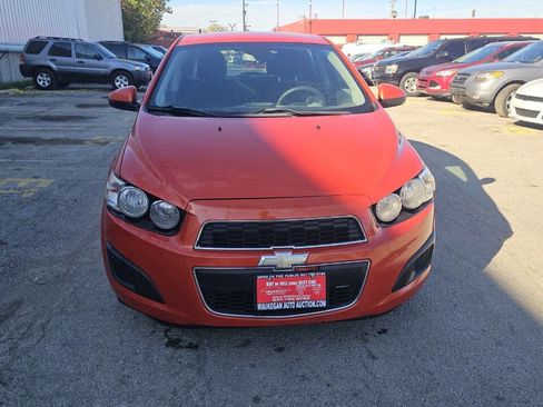 Used 2012 Chevrolet Sonic LT image 2