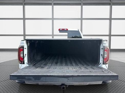Used 2018 GMC Sierra 1500 SLT w/ SLT Premium Package AWD/4WD image 12