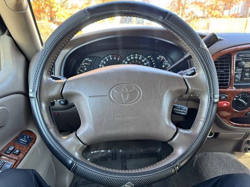 Used 2000 Toyota Tundra Limited image 19