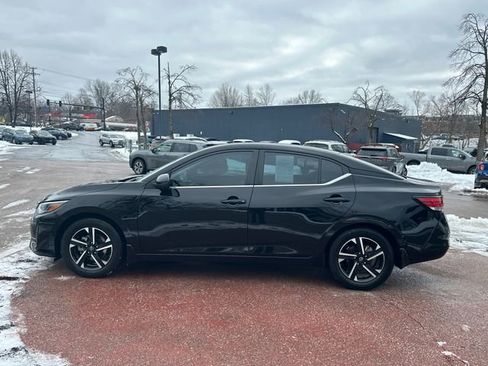 Used 2024 Nissan Sentra SV w/ All-Weather Package image 2