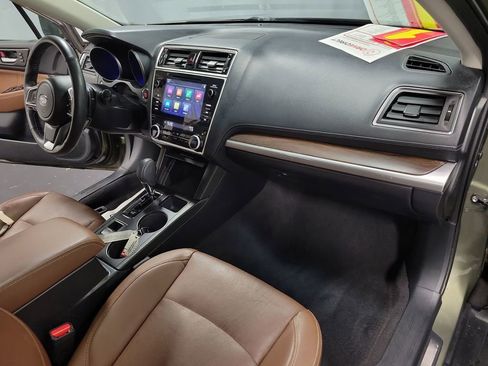 Used 2018 Subaru Outback 3.6R Touring image 25