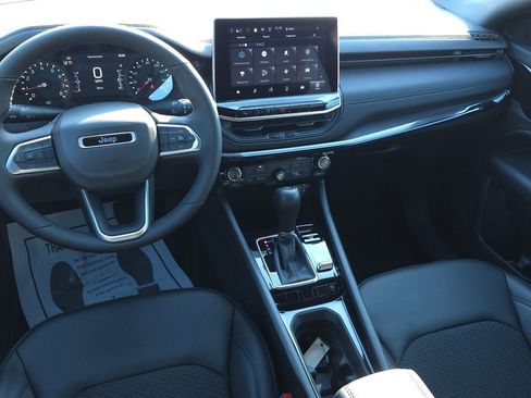 New 2026 Jeep Compass Latitude AWD/4WD image 24