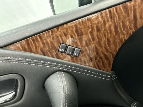 Used 2019 Nissan Armada SL w/ Premium Package AWD/4WD image 12