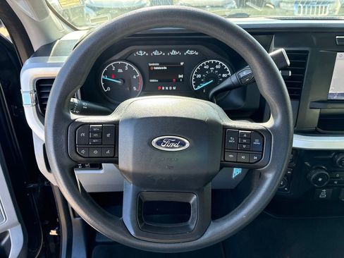 Used 2024 Ford F250 XLT image 12