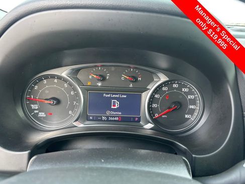 Used 2023 GMC Terrain SLE w/ Driver Convenience Package image 22