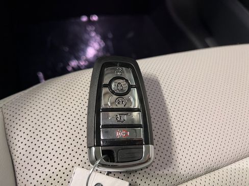 New 2026 Lincoln Nautilus Premier image 41