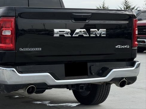 Used 2025 RAM 1500 Laramie image 6