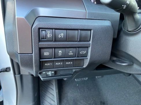 New 2024 Toyota Tacoma TRD Off-Road image 18