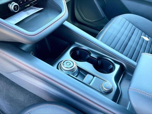 New 2026 Ford Explorer ST-Line AWD/4WD image 7