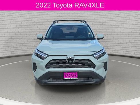 Used 2022 Toyota RAV4 XLE w/ Convenience Package FWD image 2