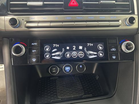 Used 2025 Genesis G70 3.3T Advanced w/ Sport Prestige Package RWD image 17