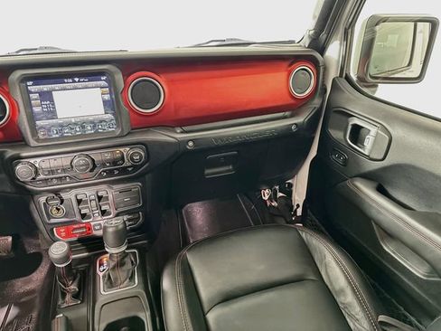 Used 2019 Jeep Wrangler Unlimited Rubicon AWD/4WD image 25