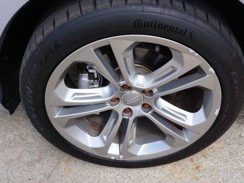 Used 2018 Audi Q3 2.0T Premium FWD image 9