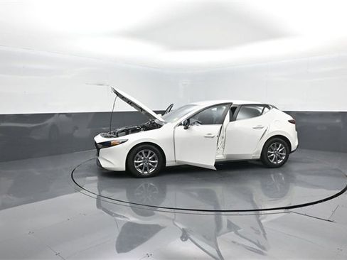 Used 2021 MAZDA MAZDA3 s image 42