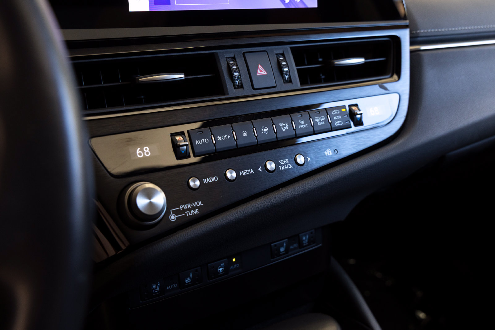 Used 2024 Lexus ES 350 w/ Premium Package FWD image 18