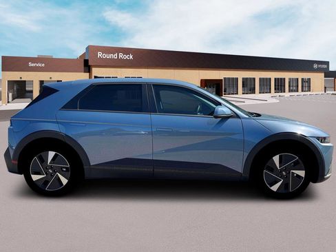 New 2026 Hyundai Ioniq 5 SEL RWD image 9