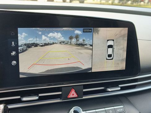 Used 2024 Hyundai Elantra Limited FWD image 37