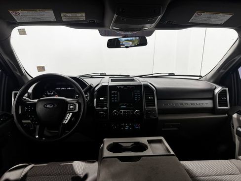 Used 2019 Ford F250 XLT AWD/4WD image 3