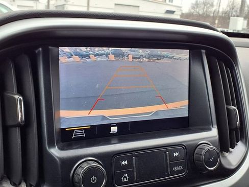 Used 2020 Chevrolet Colorado LT w/ LT Convenience Package image 8