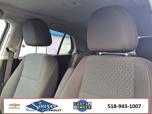 Used 2022 Chevrolet Trax LS w/ Tint and Cruise Package image 17