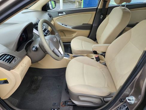 Used 2014 Hyundai Accent GLS image 10