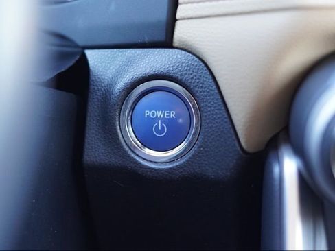 Certified 2022 Toyota RAV4 XLE Premium image 26