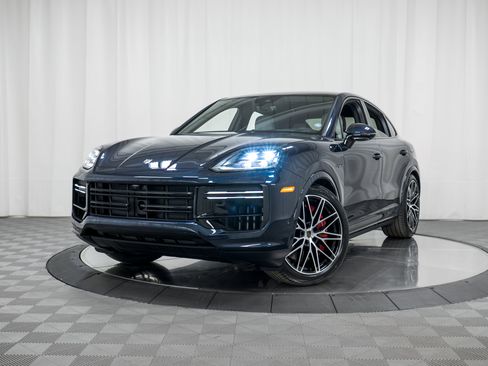 New 2026 Porsche Cayenne Turbo image 35