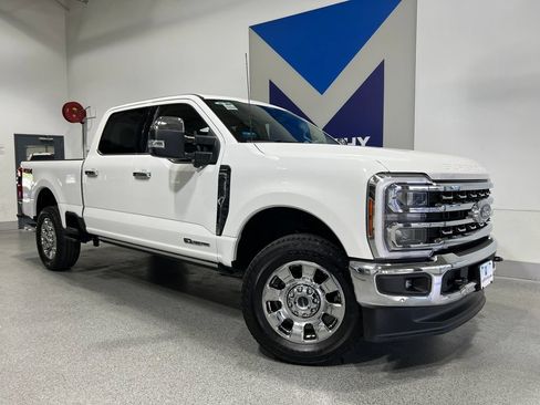 Used 2025 Ford F250 Lariat w/ Lariat Ultimate Package AWD/4WD image 2