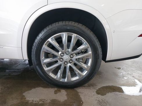 Used 2025 Cadillac Lyriq Sport image 37