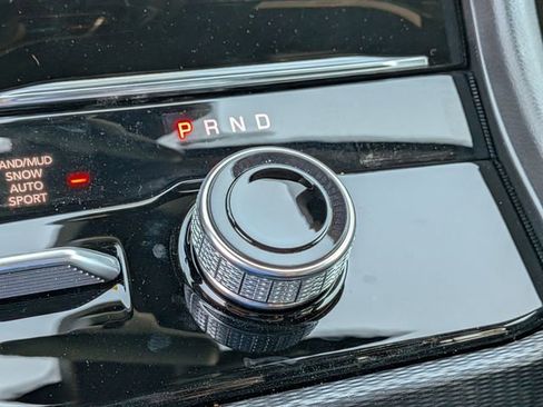 New 2026 Jeep Grand Cherokee Altitude AWD/4WD image 22