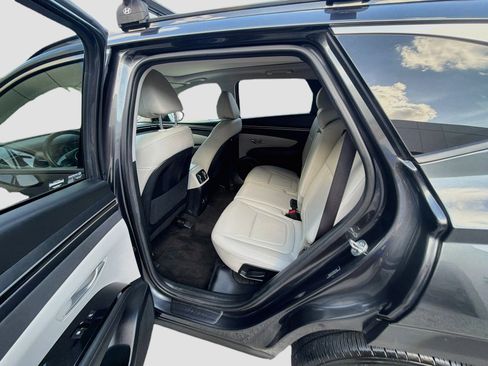 Used 2022 Hyundai Tucson Limited FWD image 24