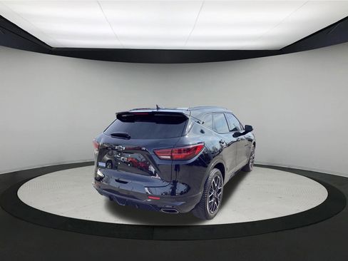 Used 2023 Chevrolet Blazer RS w/ Enhanced Convenience Package image 8