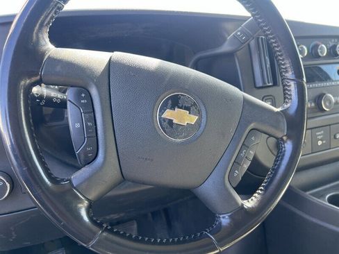Used 2020 Chevrolet Express 3500 w/ Driver Convenience Package RWD image 16