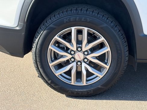 Used 2019 GMC Acadia SLE w/ Driver Alert Package I FWD image 10