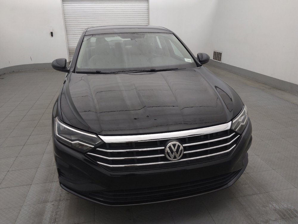 Used 2020 Volkswagen Jetta SE w/ SE Cold Weather Package FWD image 14