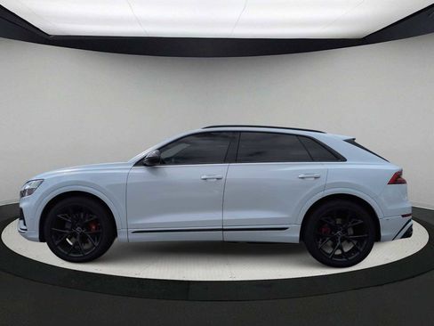 Used 2023 Audi SQ8 Premium Plus w/ Carbon Optic Package AWD/4WD image 5