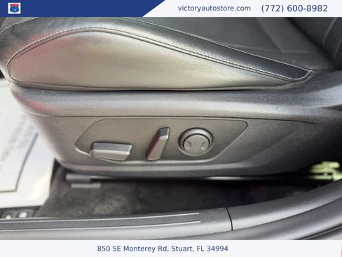 Used 2023 Hyundai Elantra Limited FWD image 54