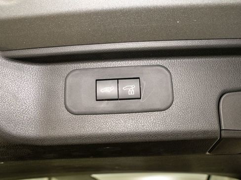 Used 2026 Toyota Grand Highlander Limited image 6