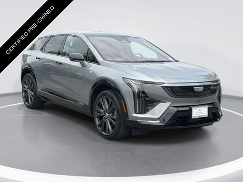 Certified 2025 Cadillac Optiq Sport 2 AWD/4WD image 1
